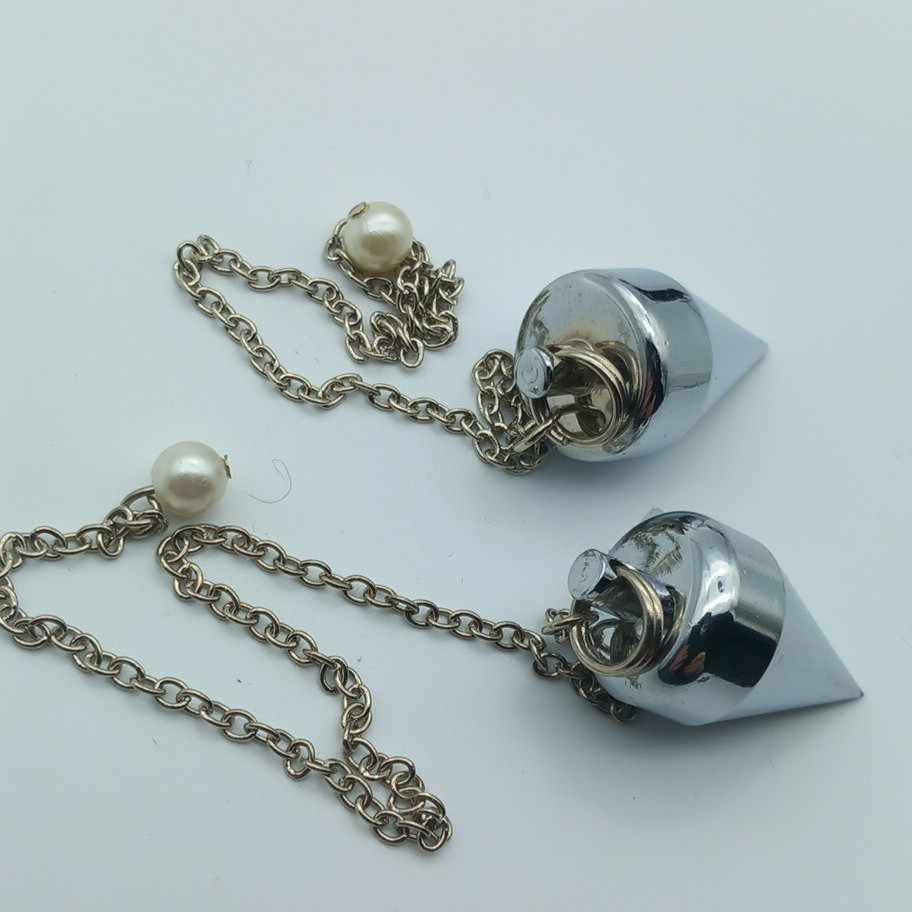 Metall Pendulum.