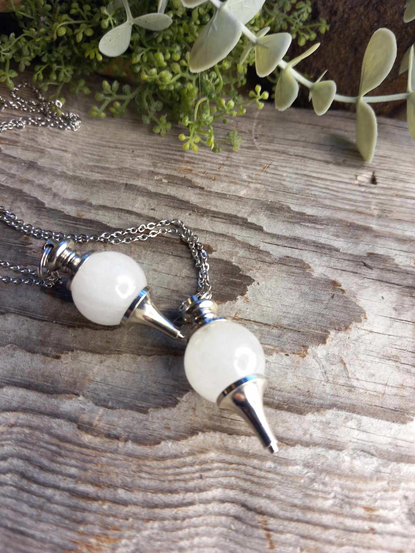 Sne Kvarts Pendulum / Snow quartz pendulum
