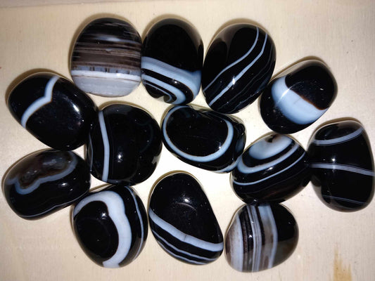 Svart båndagate / Black Banded Agate