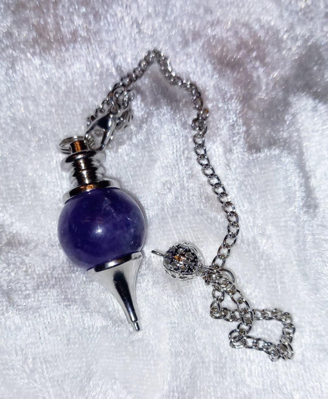 Ametyst pendulum