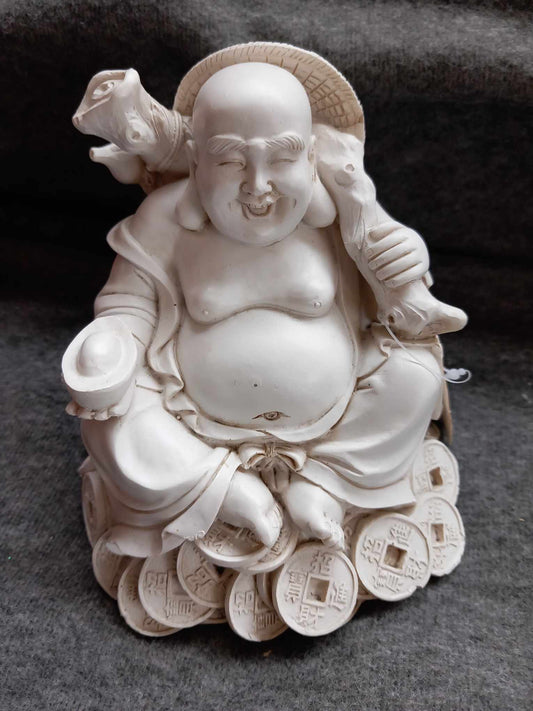 Buddha kremhvit