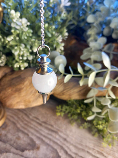 Sne Kvarts Pendulum / Snow quartz pendulum