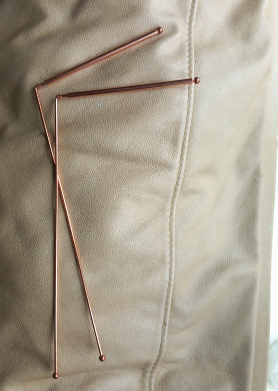 Slim dowsing Rods / Tynne søkepinner med kule